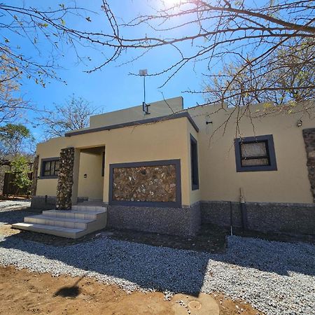 Marloth Cottage Marloth Park Extérieur photo